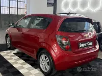 Usata Chevrolet Aveo LS 84 CV (61 kW) 2013 Rosso Berlina