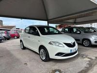 Usata Lancia Ypsilon Silver 95 CV (69 kW) 2016 Bianco Utilitaria