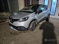 Usata Renault Captur 95 CV (69 kW) 2017 Grigio SUV
