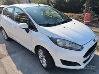 Usata Ford Fiesta 97 CV (71 kW) 2017 Bianco Utilitaria