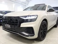 Usata Audi Q8 Sport 340 CV (250 kW) 2022 Grigio gesso SUV