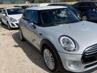 Usata Mini Cooper D 111 CV (81 kW) 2014 Argento Utilitaria