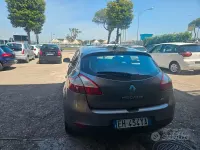 Usata Renault Mégane 90 CV (66 kW) 2011 Beige Berlina