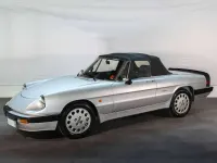 Usata Alfa Romeo Spider Quadrifoglio Verde 125 CV (91 kW) 1988 Argento Cabrio