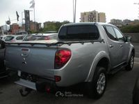 Usata Mitsubishi L200 137 CV (100 kW) 2015 Argento Pick-up