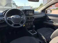 Usata Dacia Sandero Comfort 91 CV (66 kW) 2023 Arancione Berlina