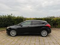 Usata Ford Focus 95 CV (69 kW) 2011 Nero Berlina
