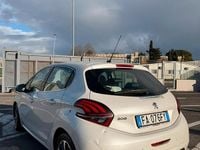 Usata Peugeot 208 82 CV (60 kW) 2015 Bianco Utilitaria