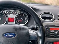 Usata Ford Focus Style 90 CV (66 kW) 2010 Argento Station wagon