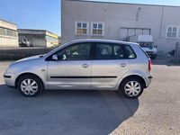 Usata VW Polo Trendline 67 CV (49 kW) 2003 Grigio Berlina