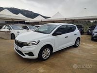 Usata Dacia Sandero Essentiel 91 CV (66 kW) 2021 Bianco Berlina