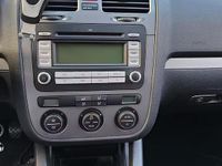 Usata VW Golf V 102 CV (75 kW) 2007 Grigio Berlina