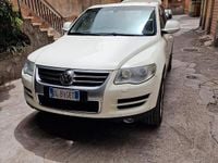 Usata VW Touareg 240 CV (176 kW) 2008 Bianco SUV