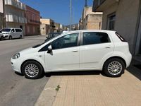 Usata Fiat Punto Lounge 75 CV (55 kW) 2013 Bianco Utilitaria