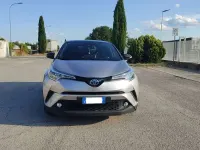 Usata Toyota C-HR Trend 122 CV (89 kW) 2019 Grigio SUV