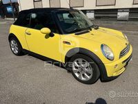 Usata Mini Cooper Cabriolet 116 CV (85 kW) 2005 Giallo Cabrio