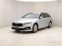 Usata Skoda Octavia Executive 150 CV (110 kW) 2023 Grigio Station wagon