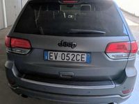 Usata Jeep Grand Cherokee Overland 250 CV (183 kW) 2014 Grigio SUV