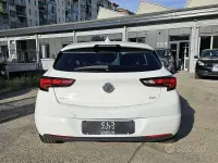 Usata Opel Astra Innovation 110 CV (80 kW) 2016 Bianco Berlina