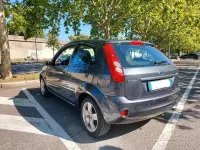 Usata Ford Fiesta 75 CV (55 kW) 2008 Grigio Utilitaria