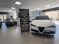 Usata Alfa Romeo Stelvio Sprint 190 CV (139 kW) 2021 Bianco SUV