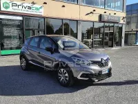 Usata Renault Captur 110 CV (80 kW) 2018 Grigio SUV