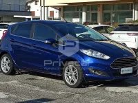 Gebraucht Ford Fiesta Titanium 80 PS (58 kW) 2015 Blau Kleinwagen