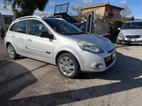 Usata Renault Clio II Dynamique 74 CV (54 kW) 2011 Grigio Berlina
