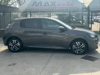 Usata Peugeot 208 GT 102 CV (75 kW) 2021 Grigio Utilitaria