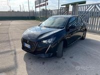 Usata Peugeot 208 Allure 101 CV (74 kW) 2022 Nero Utilitaria