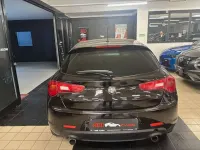 Usata Alfa Romeo Giulietta Exclusive 174 CV (127 kW) 2016 Nero Utilitaria
