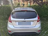 Usata Ford Fiesta Titanium 97 CV (71 kW) 2010 Grigio Berlina