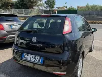 Usata Fiat Punto Active 60 CV (44 kW) 2011 Nero Utilitaria