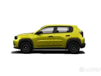 Nuova Fiat Grande Panda Icon 101 CV (74 kW) 2026 Rosso Utilitaria