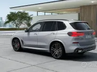 Nuova BMW X5 M Sport 298 CV (219 kW) 2026 Grigio SUV