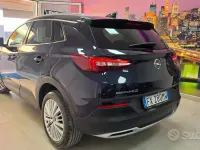 Usata Opel Grandland X 131 CV (96 kW) 2019 Nero SUV