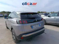 Usata Peugeot 3008 Allure 131 CV (96 kW) 2023 Argento SUV