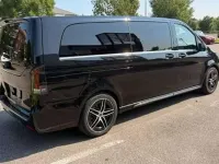Usata Mercedes V250 Avantgarde 190 CV (139 kW) 2025 Nero Monovolume