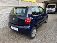 Usata VW Fox 54 CV (39 kW) 2005 Blu Utilitaria