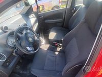 Usata Suzuki Splash 68 CV (50 kW) 2013 Rosso Utilitaria