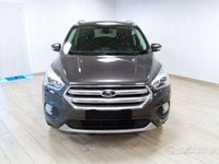 Usata Ford Kuga Titanium 120 CV (88 kW) 2018 Grigio scuro SUV