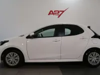Usata Toyota Yaris Hybrid Business Edition 116 CV (85 kW) 2022 Bianco Berlina