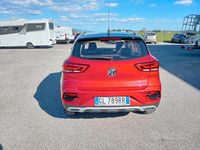 Usata MG ZS Luxury 106 CV (77 kW) 2023 Rosso SUV