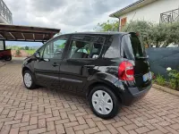 Käytetty Renault Modus Expression 68 HP (50 kW) 2009 Musta Tila-auto