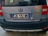 Usata Skoda Yeti 105 CV (77 kW) 2012 Blu SUV