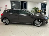 Usata Ford Focus Vignale 120 CV (88 kW) 2019 Marrone Berlina