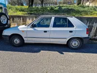 Usata Skoda Felicia 54 CV (39 kW) 1997 Bianco Utilitaria