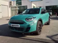 Usata Fiat 600 La Prima 136 CV (100 kW) 2025 Azzurro acqua SUV