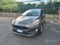 Usata Ford Fiesta 70 CV (51 kW) 2018 Grigio Utilitaria