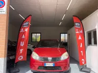 Usata Dacia Sandero Ambiance 72 CV (52 kW) 2013 Rosso Berlina